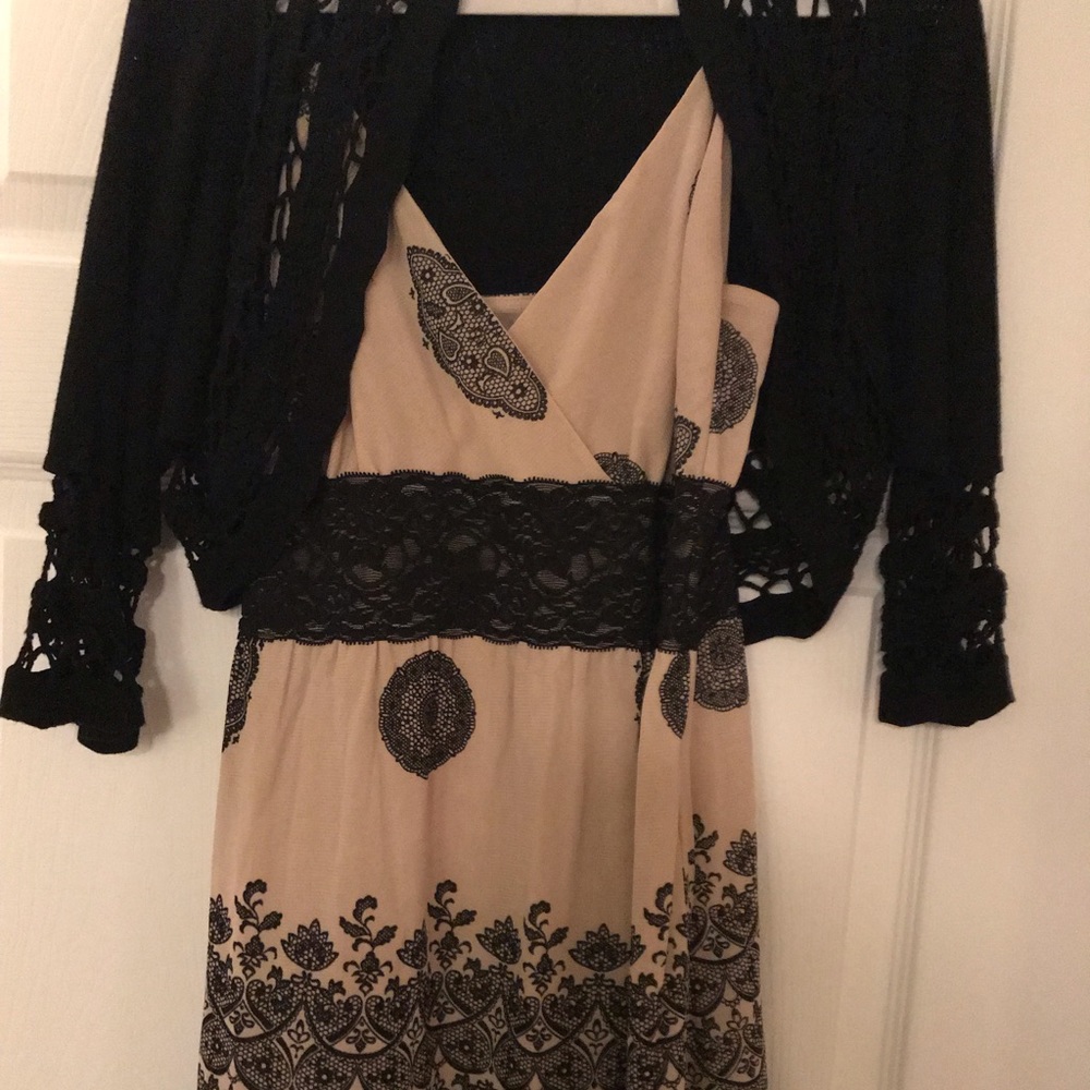 WHBM  Black lace paisley camisole/blouse